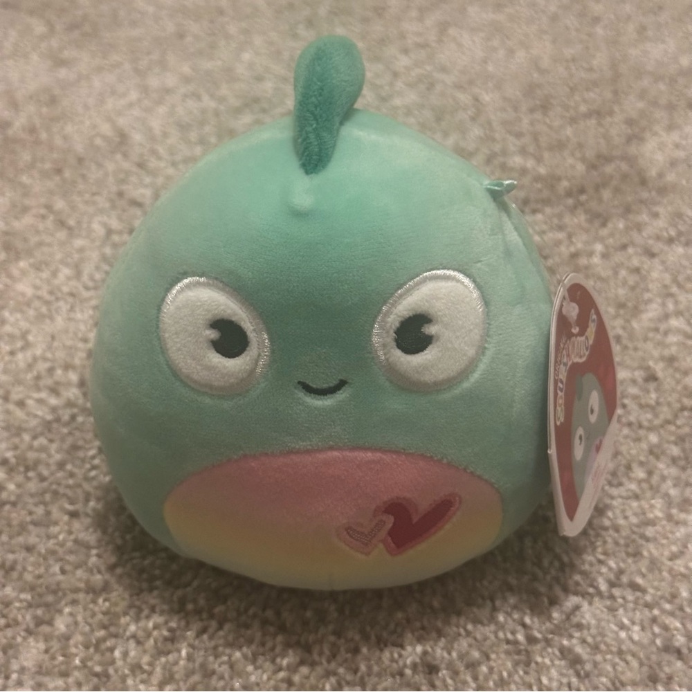 new with tags 5” squishmallow valentines day chameleon lizard pastel hearts cute